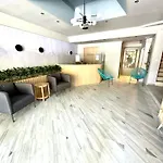 Aqua Beachfront Elegant Hotel