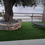 Waterview Villa
