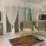 Dori'S Seaside Apartment