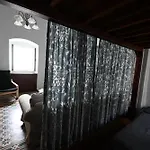 Traditional & Cosy Apartment Batsi