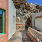 Mikis La Scala Luxury Villas