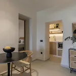 Morfes Luxury Suites By Caldera Houses
