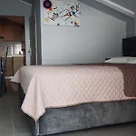 Retsina Apartments