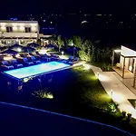 Terra Holiday Homes- Olivia
