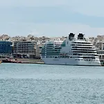 Royal Red Suite No 1, Piraeus Port