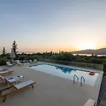 Ipsό Kardamyli
