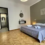 Stylish Spacious Apt At The Centre Of Monastiraki