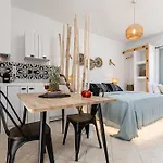 La Luna Suite, Naxos Town Center