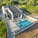 Soha Luxury House