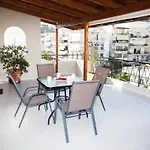 Modern Apt In Heart Of Paleo Faliro!