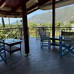 Whitehome Vasiliki