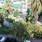 Cosy 2 Bd Apt Near Metaxourgio Area