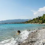 Thea Seaview Luxury Living