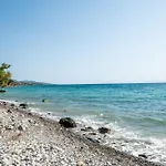 Thea Seaview Luxury Living