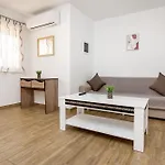 House Litsa 3