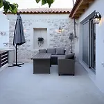 Thetis, The Beach House