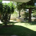 Tranquil Maisonette In Glyfada W Private Parking
