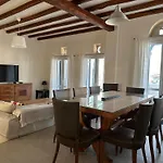 3 Bedroom Sea View House In The Center Of Tinos