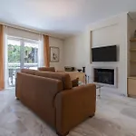 Voula Riviera Luxury Apartment