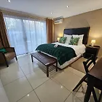 Bettie'S Luxury Lodge