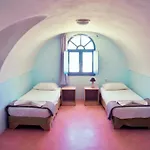 Leon Lux Apartments