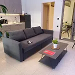 Giolanda Patrasso - Modern Apartment In The Center Of Patras