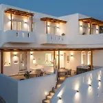 Penelope Apartments C