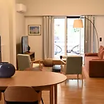 Stylish And Spacious Apartment In Cool Area