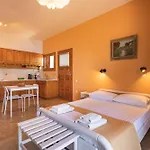 Dimitra'S Studios
