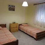 Apartment Near Olympus Mountain