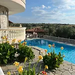 El Paraiso Premium