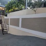 Stefanos House