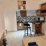 Your Cosy Nest In Kypseli