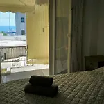 Port View, Veranda, 80 Sqm, Spacious Place For 6