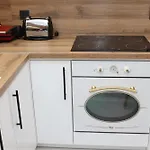 Paris-Irini Studios And Apartments
