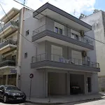 Enio Axd Guest House With Private Parking