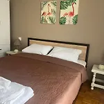 Petropoulos Apartments