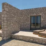 Katoikia Milos Slow Living Homes