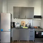 Noa - Designed Garden Studio In The City Center