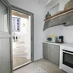 Anna'S Village House Arnados