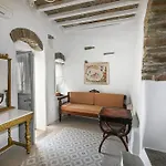 Anna'S Village House Arnados