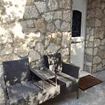 Moxy Paxos - Cozy Home