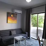 Cosy Living Apartment 2