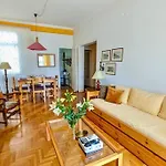 Unique Cozy 1Bedroom Apartment-Athenian Modernism