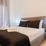 Theofilos Urban Apartment, Close To City Center