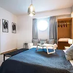 Boat Villa