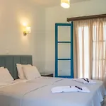 Karavostasi Beach Hotel