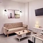 Urban Chic By Casa D'Oro