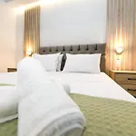 Eligio Luxury Suites