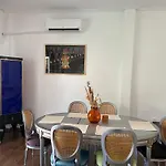 Chic 4Th Floor Apt, Large Balcony, Cinema View